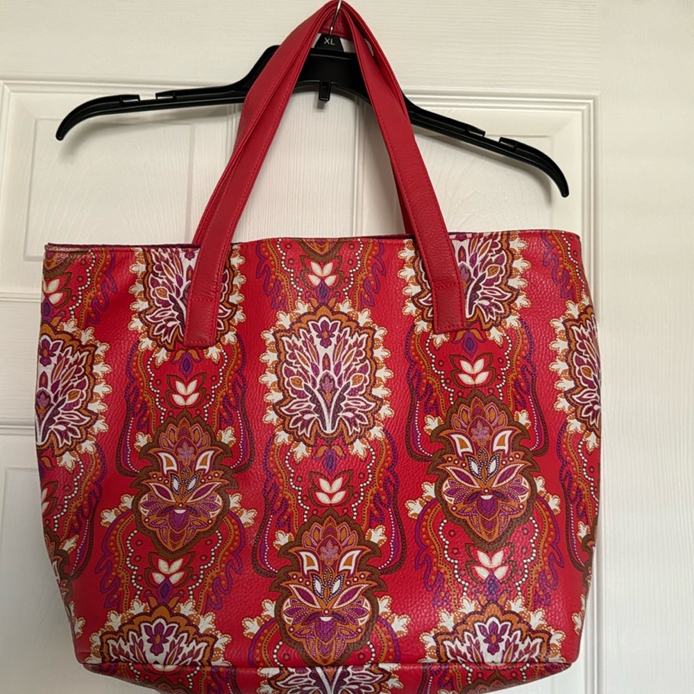 Tote bag
